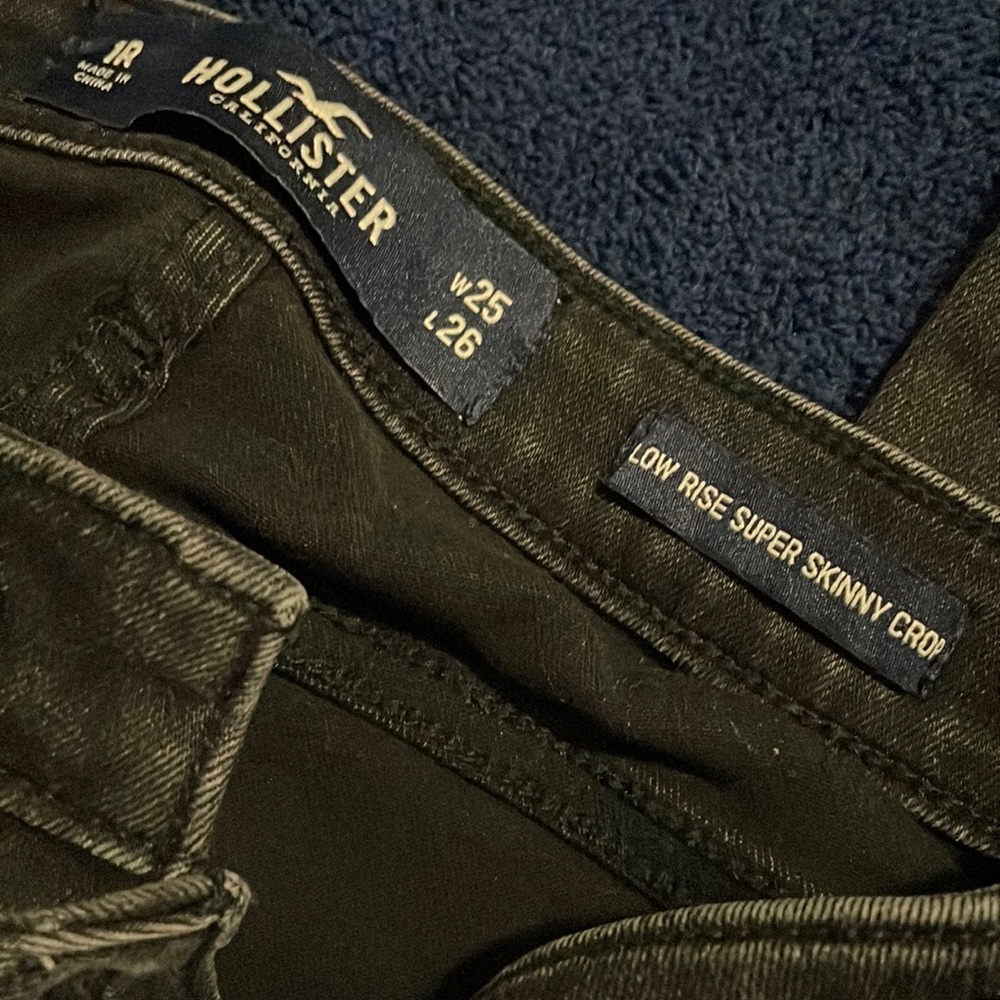 Low rise jeans